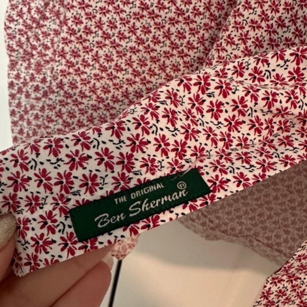 Vintage Y2K Ben Sherman Red and White Floral Geometric Men's Button Up Shirt 2XL - Picture 6 of 6